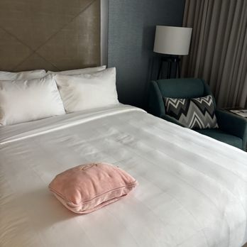 Boston Marriott Burlington - Hotels Near Me - Burlington, Massachusetts
