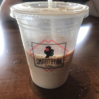 Smartbean Coffee House - medium iced cafe latte - Breakfast & Brunch Near Me - Hialeah, Florida