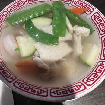 Mandarin King - Wonton soup - Chinese Near Me - Laguna Beach, California