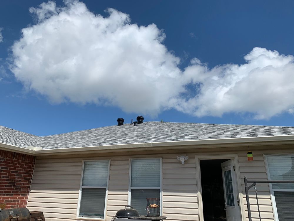 Slide of Select Roofing