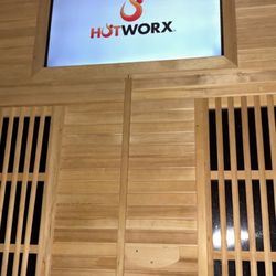 Hotworx - Hot Yoga today