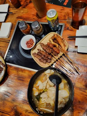 Funny BBQ 98 聚点串吧 by null