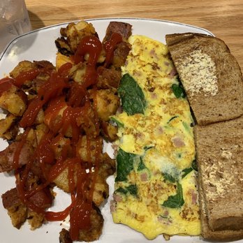 Eggs Up Grill - Crest your own omelette - Breakfast & Brunch Near Me - Columbia, South Carolina
