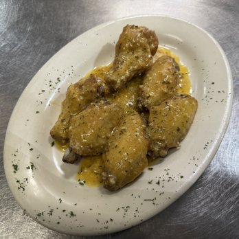 Joe's Italian Restaurant - Wings Garlic parmigiana - Italian Near Me - Taylor, Texas Joe's Italian Restaurant - Wings Garlic parmigiana - Italian Near Me - Taylor, Texas