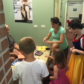 Princess Party Chicago - Snow White helping the kids make cards for the sick children! - Party & Event Planning Near Me Princess Party Chicago - Snow White helping the kids make cards for the sick children! - Party & Event Planning Near Me