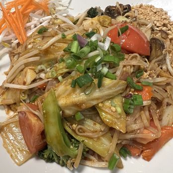 Aroy Thai Kitchen - Pad Thai - Thai Near Me - Las Vegas, Nevada