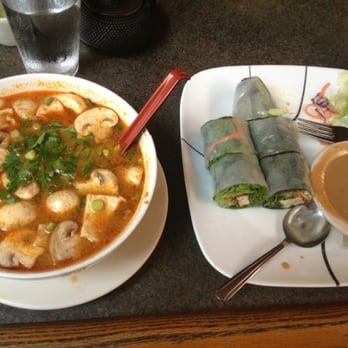 Jamjuree Thai Cuisine - Tom Yum soup w/ Chicken, and Tofu fresh rolls - Thai Near Me - Seattle, Washington Jamjuree Thai Cuisine - Tom Yum soup w/ Chicken, and Tofu fresh rolls - Thai Near Me - Seattle, Washington