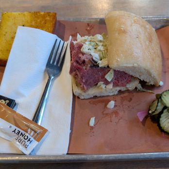 South Winchester BBQ - Pastrami sandwhich - Barbeque Near Me - San Jose, California