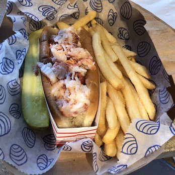 Bob's Clam Hut - Seafood Near Me - Kittery, Maine