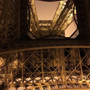 58 Tour Eiffel - French Near Me - Paris, 75