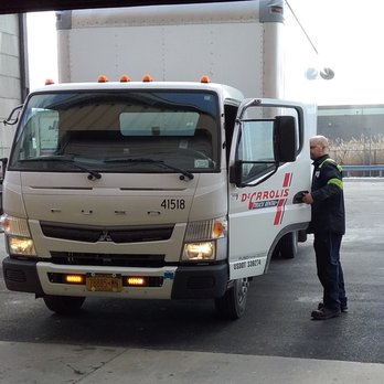 DeCarolis NationaLease - Technician moving truck for service - Truck Rental Near Me - Rochester, New York DeCarolis NationaLease - Technician moving truck for service - Truck Rental Near Me - Rochester, New York