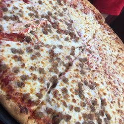Four seasons pizza - Half sausage half cheese