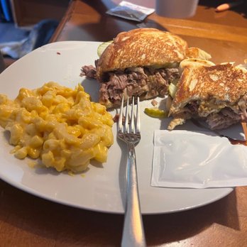 Sonny's BBQ - Sonny's Cuban add chopped brisket with Mac and cheese. - Barbeque Near Me - Largo, Florida