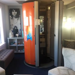 Sunset Bay Tanning - Stand up tanning chamber