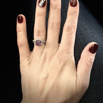 Classy Nails - Dip with leaf design on short nails - Nail Salons Near Me - Mountlake Terrace, Washington Classy Nails - Dip with leaf design on short nails - Nail Salons Near Me - Mountlake Terrace, Washington