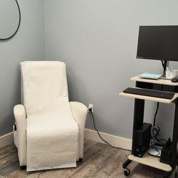 Foot and Ankle Specialists - Xray room