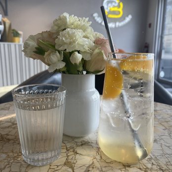 Fufu Pancake Cafe - Peach and Lemon soda - Pancakes Near Me - Vancouver, British Columbia