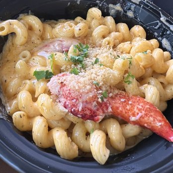 Hook & Anchor - Lobster Mac & Cheese - Seafood Near Me - Costa Mesa, California Hook & Anchor - Lobster Mac & Cheese - Seafood Near Me - Costa Mesa, California