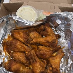 Gino's Pizza Place - 8/10 drumsticks! Hit the lottery today