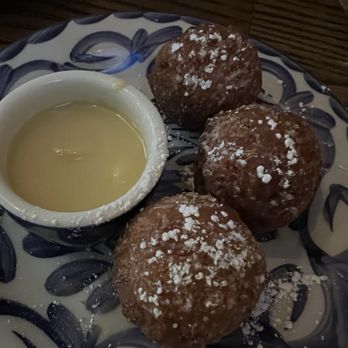 Mia's Italian Kitchen - House Made Donuts V - Pizza Near Me - Alexandria, Virginia Mia's Italian Kitchen - House Made Donuts V - Pizza Near Me - Alexandria, Virginia