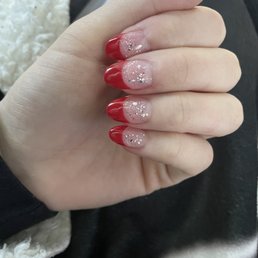 Red tip nails Red tip nails