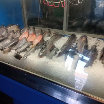 Frying Seafood - Fish - Seafood Markets Near Me - East Los Angeles, California Frying Seafood - Fish - Seafood Markets Near Me - East Los Angeles, California