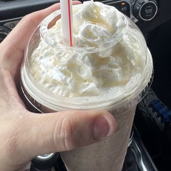 The Mudroom Coffee - Beachberry iced latte - Juice Bars & Smoothies Near Me - Chinquapin, North Carolina The Mudroom Coffee - Beachberry iced latte - Juice Bars & Smoothies Near Me - Chinquapin, North Carolina