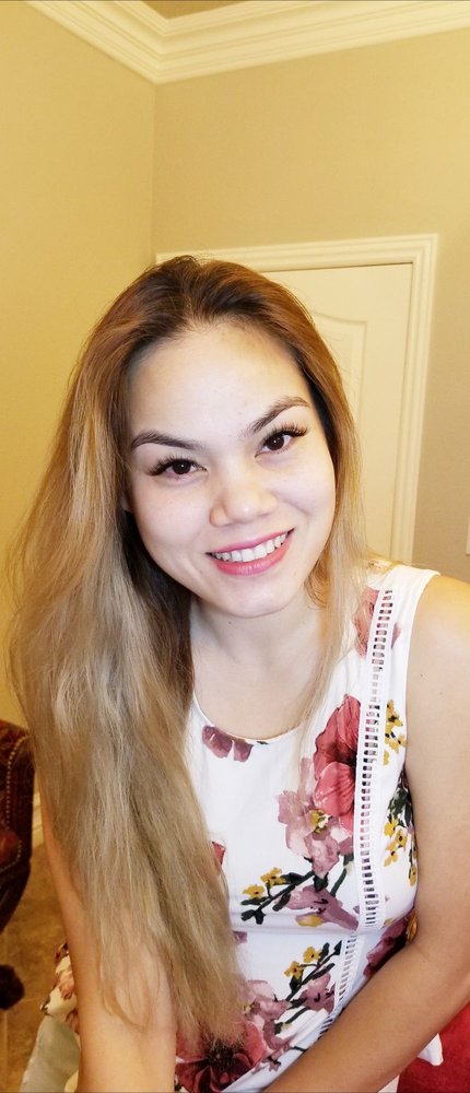 Breathless Lashes Logo