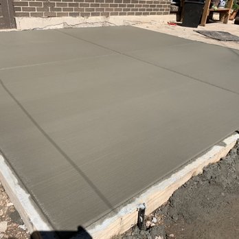 A&M Concrete - Broom finish patio - Masonry/Concrete Near Me A&M Concrete - Broom finish patio - Masonry/Concrete Near Me
