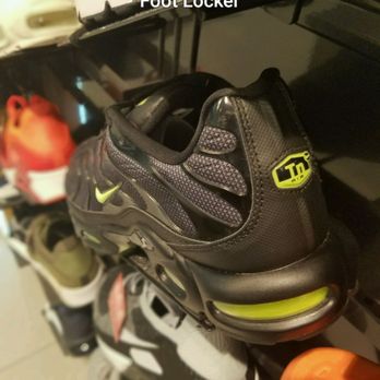 Foot Locker - Shoe Stores Near Me - Sacramento, California Foot Locker - Shoe Stores Near Me - Sacramento, California