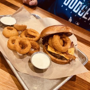 BJ's Restaurant & Brewhouse - Dbl BJ's Smokehouse Burger* * up charge for onion rings - New American Near Me - Oxnard, California
