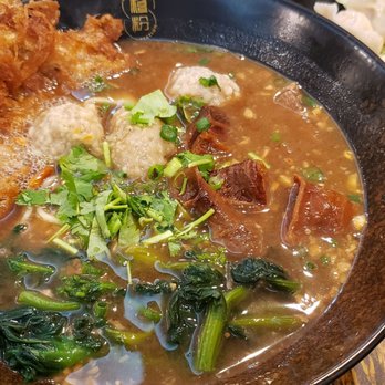 Fun Station - Wonton and Beef Brisket Look Fun in Soup - Noodles Near Me - Honolulu, Hawaii Fun Station - Wonton and Beef Brisket Look Fun in Soup - Noodles Near Me - Honolulu, Hawaii