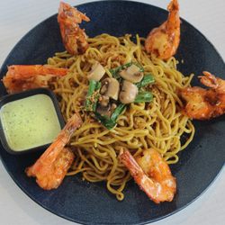 Omeli Kitchen - Cajun Tiger Prawns Garlic Noodles