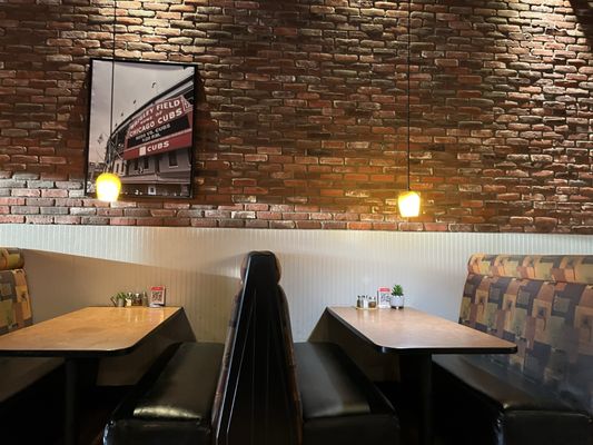 Selma's Chicago Pizzeria & Tap Room by null