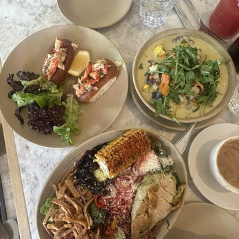 Malibu Farm - Maine lobster sliders, Vegan coconut curry, and Corn salad - Coffee & Tea Near Me - Tiburon, California Malibu Farm - Maine lobster sliders, Vegan coconut curry, and Corn salad - Coffee & Tea Near Me - Tiburon, California