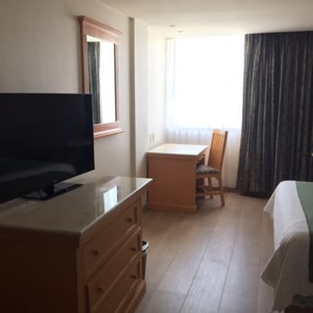 Hotel Palacio Azteca - TV and desk. - Hotels Near Me - Tijuana, BCN Hotel Palacio Azteca - TV and desk. - Hotels Near Me - Tijuana, BCN