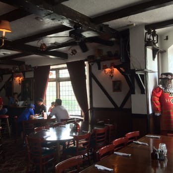 Blue Anchor Pub - British Near Me - Delray Beach, Florida