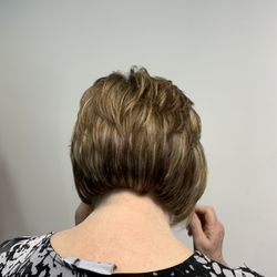 Anthony's Hair & Color Studio