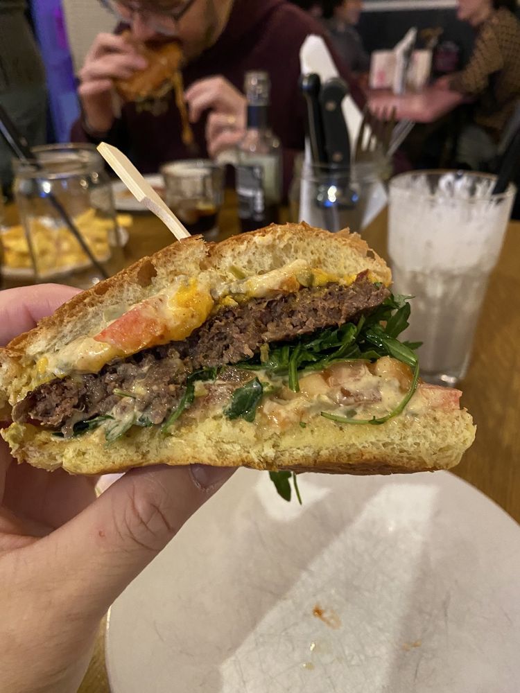 Burgertrut