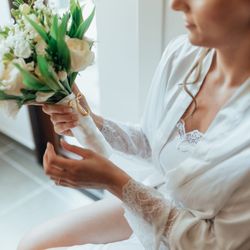 Ital Florist - Grace in every petal--this elegant bouquet is perfect for life's most cherished moments. #ItalFlorist #WeddingBlooms