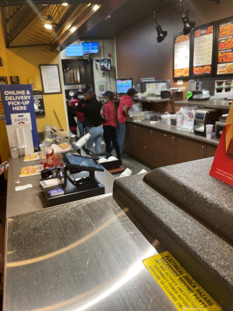 ZAXBY’S CHICKEN FINGERS & BUFFALO WINGS Updated June 2024 53 Photos