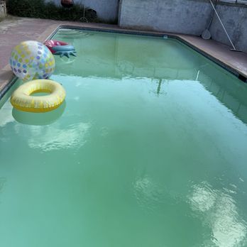 Bravo's Pool Services - Pool Cleaners Near Me
