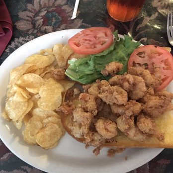 Cafe' la Fleur - Cajun/Creole Near Me - Laurel, Mississippi
