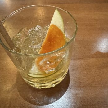 The Drake Kitchen & Bar - Bourbon specialty cocktail - Cocktail Bars Near Me - Orlando, Florida The Drake Kitchen & Bar - Bourbon specialty cocktail - Cocktail Bars Near Me - Orlando, Florida