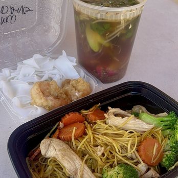 Simply Thai Kitchen - Kids stir fry in the front and moo dang in the back with soup and noodles and shrimp separated. - Thai Near Me - Scottsdale, Arizona Simply Thai Kitchen - Kids stir fry in the front and moo dang in the back with soup and noodles and shrimp separated. - Thai Near Me - Scottsdale, Arizona
