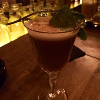 August II - Captain smash! - Cocktail Bars Near Me - Berlin, BE