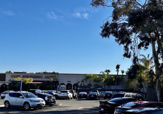 Balboa International Market 5905 Balboa Ave San Diego Ca 92111