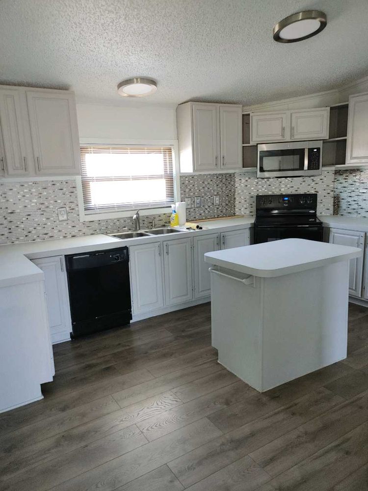 Slide of Complete Roofing and Solar