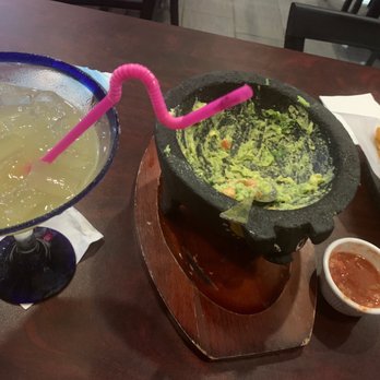 Ricos Tacos Moya - Margarita on the rocks and fresh guacamole....so so good! - Mexican Near Me - Stafford, Virginia Ricos Tacos Moya - Margarita on the rocks and fresh guacamole....so so good! - Mexican Near Me - Stafford, Virginia
