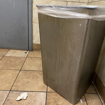 Ralphs - Restroom - Grocery Near Me - Sherman Oaks, California